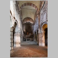 Bologna, photo Carlo Pelagalli, Interno della chiesa dei Santi Vitale e Agricola,2.jpg